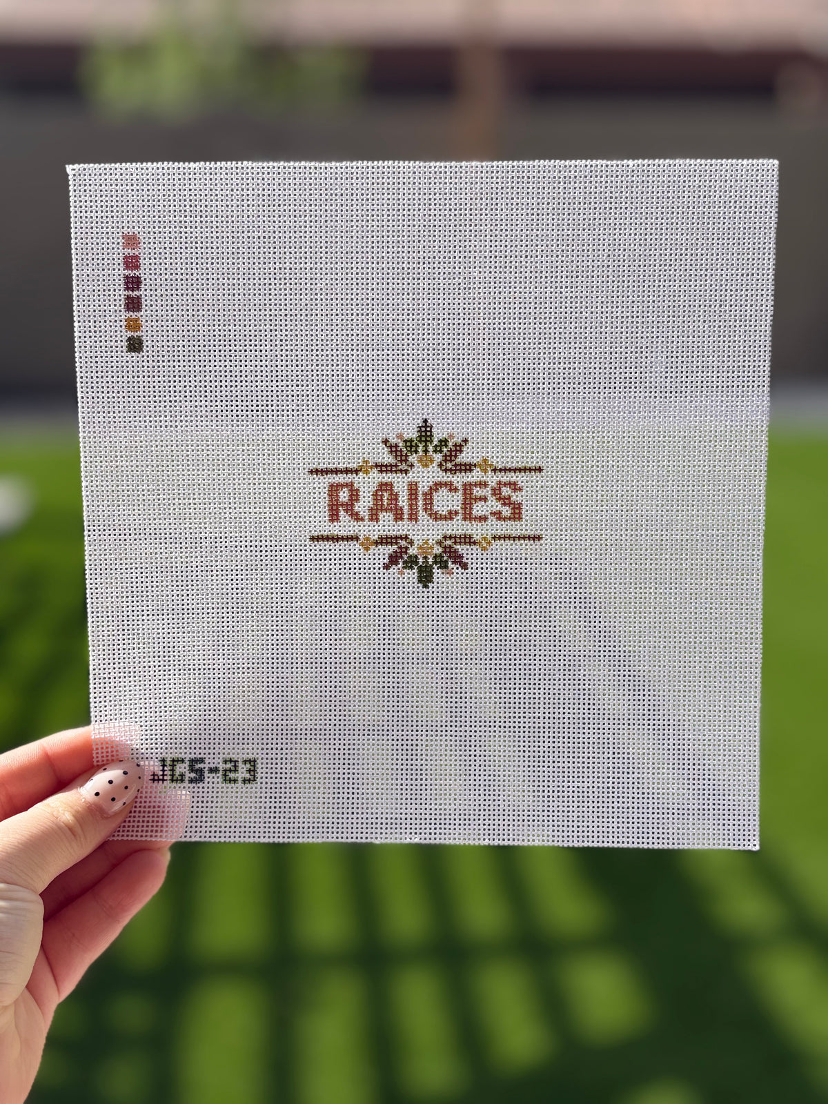 Raíces - Luggage Tag